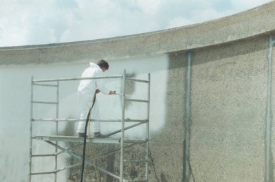 Rockbond Primer Latex penetrates, consolidates, strengthens, seals, primes, bonds, and protects